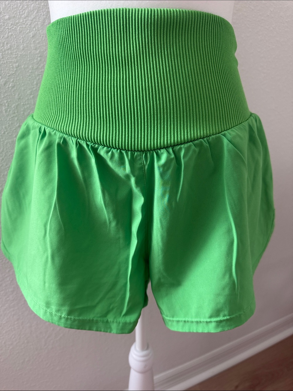 Source Unknown Bright Green High-Waist Ribbed Waistband Shorts